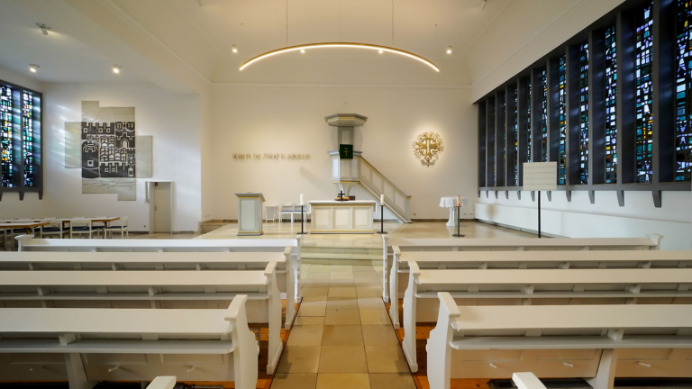 flex__projects-sakrale-bauten-hugenottenkirche-ludweiler-image-03